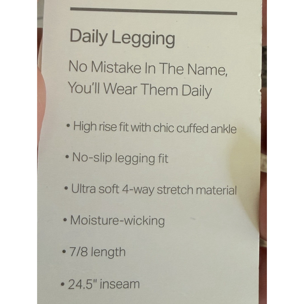 VUORI DAILY LEGGING 24.5” SPROUT COLOR SIZE XL NWT - Picture 8 of 8